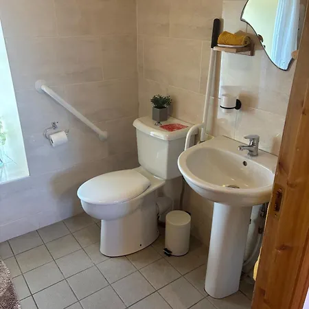 Ceol Na Coille Traditional Ferienhaus Kilmihil